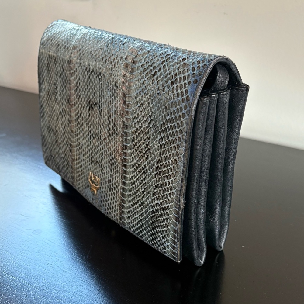 MCM Snakeskin & Leather Crossbody Bag, can be worn as clutch or shoulder bag - Picture 3 of 15